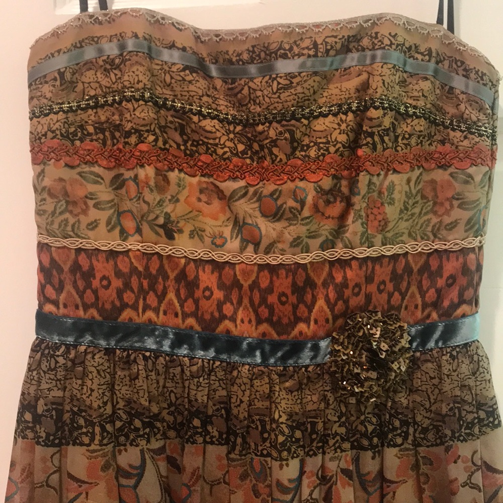 David meister strapless dress. Size 2.